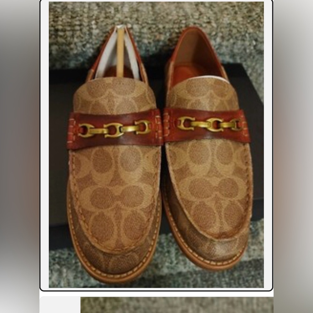 New never worn Coach Brown/Tan Signature Canvas Leather Chain Loafers